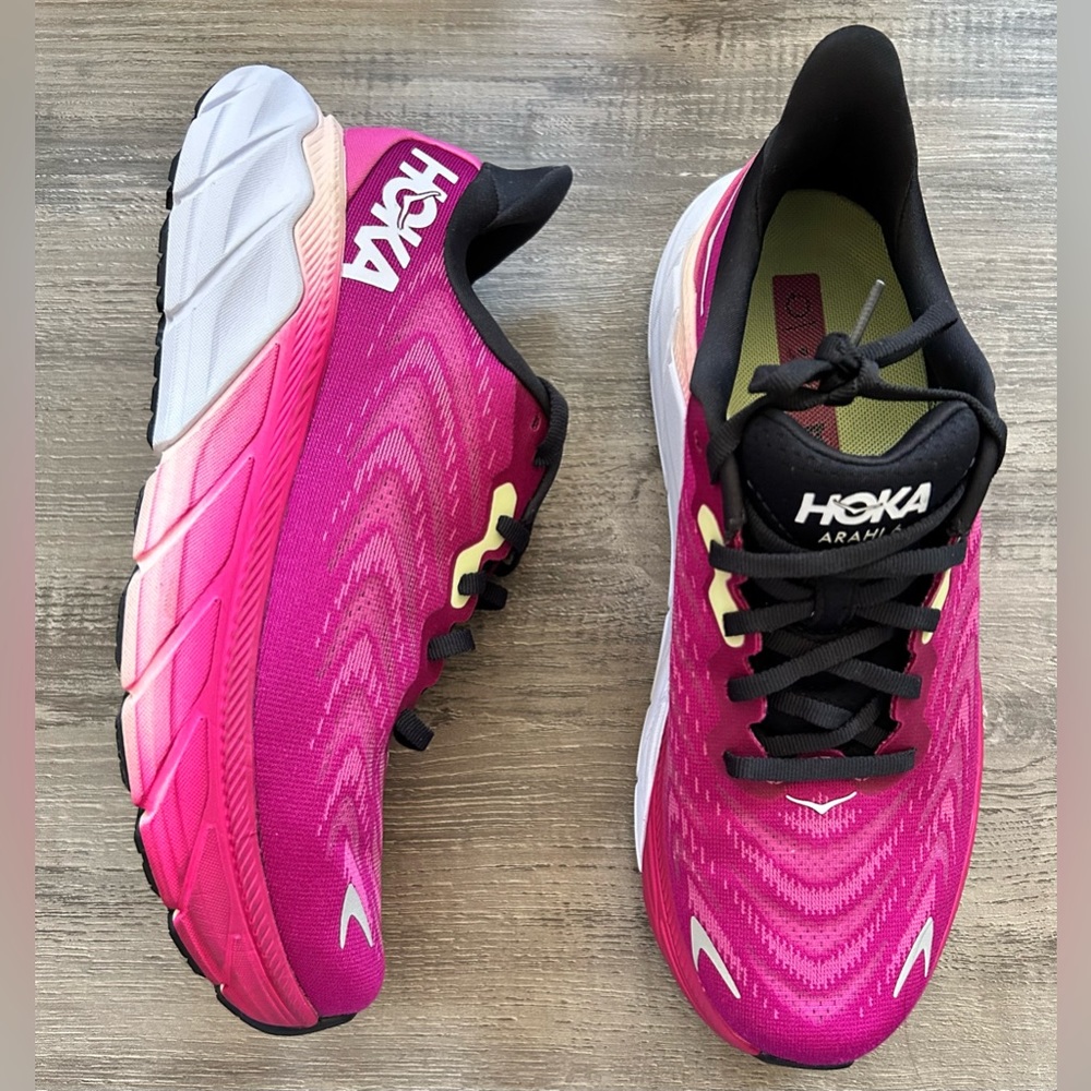 Hoka Arahi 6 Sneaker